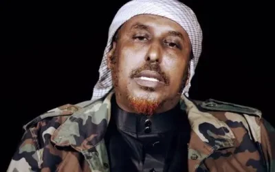 Waa kuma hoggaamiyaha sare ee alshabaab ee mar ahaan jiray Sirdoonkii Soomaaliya?