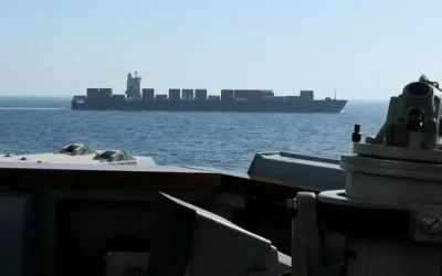 Muxuu siday Markabka Iiraan ee Maraykanku qabteen