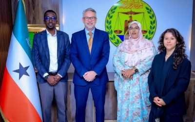 Wasiirka Qorshaynta Somaliland oo xafiidkeeda ku qaabishay wafti ka socda Xafiiska Horumarinta ee Dowladda Ingiriiska