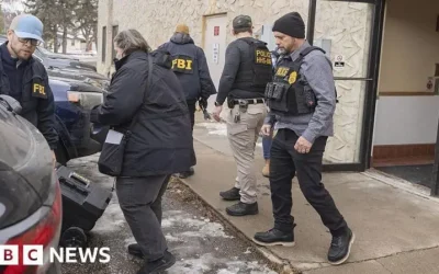 Laba qof oo Soomaali ah oo ku nool gobolka Minnesota ee dalka Maraykanka ayaa lagu eedeeyay in ….