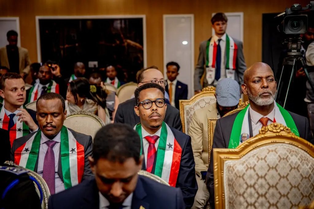 Madaxweyne Cirro Oo Daah Furay