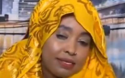 Hooyo reer Muqdisho ah oo leh Turkigu dalkayaga ha nooga baxaan Qabiilada ayay la kala safteen Daawo