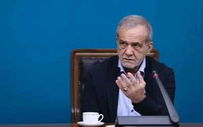 Madaxweynaha Iran: Waxaa wanaagsan in dagaalka la soo afjaro hadda oo aan xukunka heyno