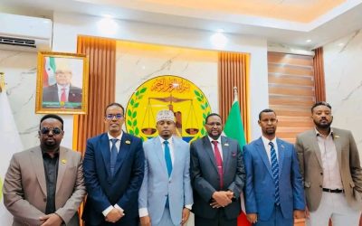 Gudoomiyaha Hay’adda Dhawrista Tayadda oo kulan la yeeshay. ….